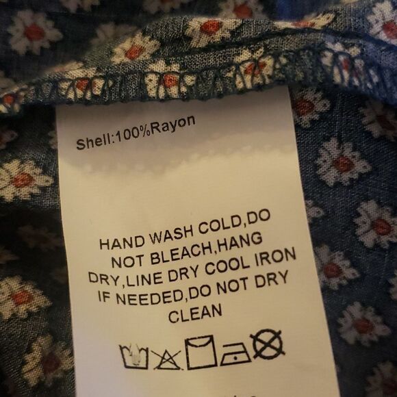 Suzanne Betro Floral Crochet Top - Picture 9 of 10